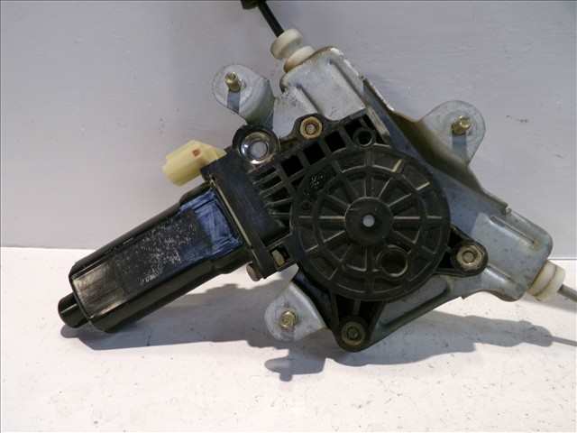 Foto 2ª: Elevalunas Eléctrico Trasero Derecho Hyundai Accent 1.5 CRDI 2002-2006 [D3EA] (2002)