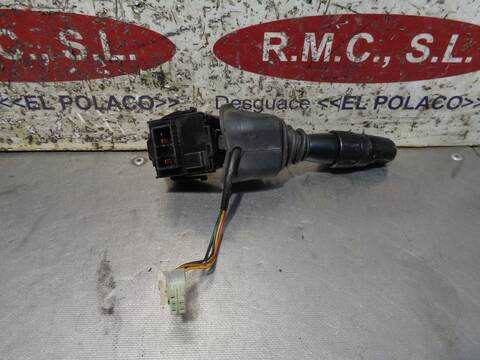 Foto 3ª: Mando Multifuncion Chevrolet Nubira 1.6 CAT BERLINA 109CV 80KW [F16D3] (2005)