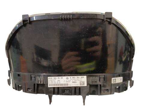 Foto 3ª: Cuadro de Instrumentos Mercedes Clase B 150 ELECTRIC DRIVE - B 250 E 242.890) (2011)