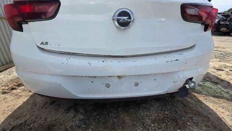 Paragolpes Trasero Opel Astra DYNAMIC START/STOP 105CV 77KW