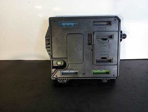 Caja Reles Fusibles Renault Megane BUSINESS 1 DCI DIESEL FAP 110CV