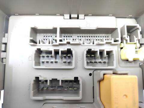 Foto 3ª: Caja Reles Fusibles Subaru XV 1.6 I AWD GT3) 114CV 84KW [FB16] (2018)