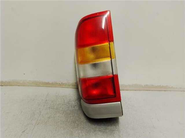 Piloto Trasero Izquierdo Opel Frontera 2.2 DTI (6B_ZC. 6B_VF. 6B_66. 6B_76)