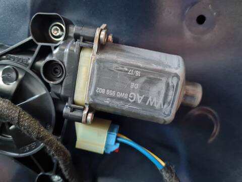 Elevalunas Eléctrico Delantero Derecho Audi A4 BASICO AVANT 150CV 110KW
