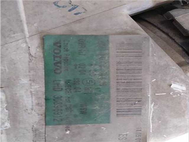 Foto 3ª: Faro Derecho Volvo S40 2.0 T BERLINA 165CV 121KW [B 4204 T3] (2001)