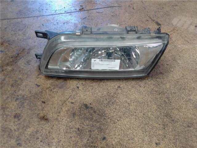 Faro Izquierdo Nissan Almera 2.0 D