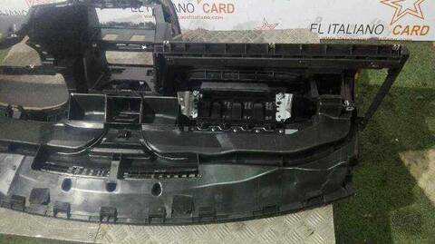 Foto 2ª: Salpicadero Volkswagen Golf HIGHLINE BERLINA 105CV 77KW (2003)