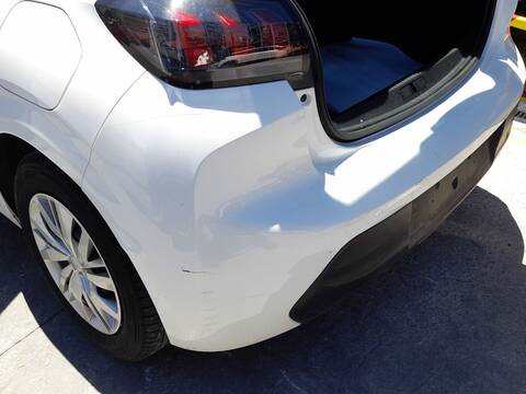 Foto 3ª: Paragolpes Trasero Peugeot 208 1.5 BLUEHDI 100 102CV 75KW [YH01] (2023)
