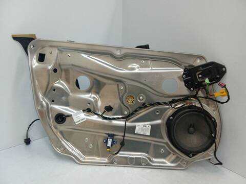 Foto 1ª: Elevalunas Eléctrico Delantero Izquierdo Mercedes Clase E 180 E 200 CDI - BLUETEC 212.005 212.006) 136CV 100KW [OM 651.925]