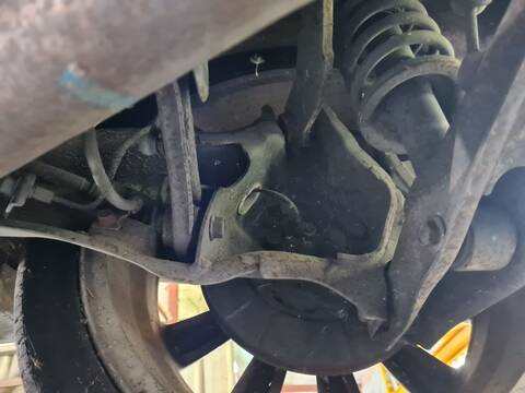 Mangueta Trasera Derecha Mitsubishi Lancer INVITE 140CV 103KW
