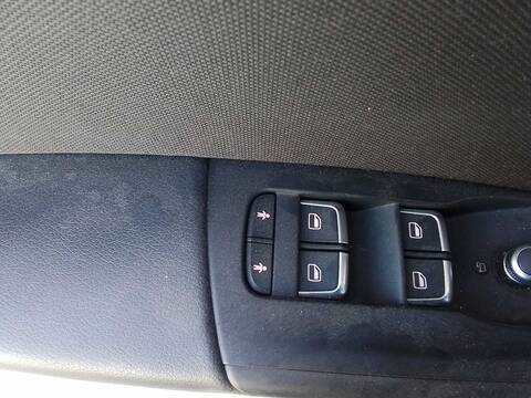 Botonera Elevalunas Audi Q3 ATTRACTION 120CV 88KW