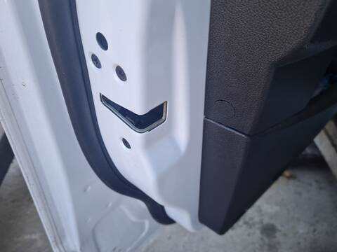 Cerradura Puerta Delantera Izquierda Ford C Max TREND PLUS 120CV 88KW CEU)