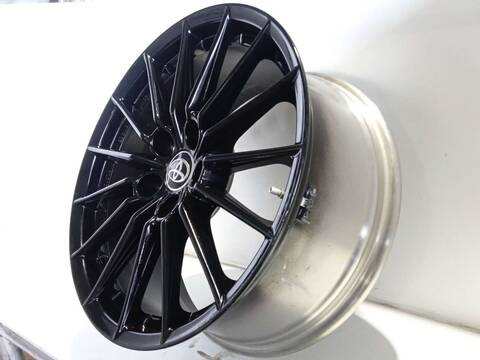 Foto 2ª: LLanta Aleacion Toyota Yaris 2021 261CV