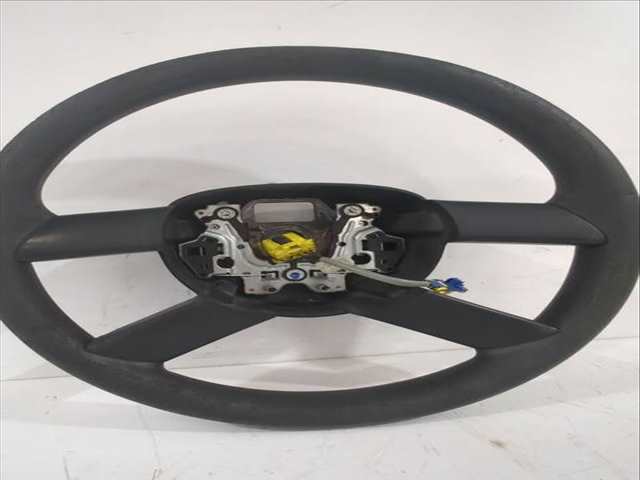 Foto 2ª: Volante Volkswagen Polo 1.9 SDI 64CV 47KW [ASY] (2005)