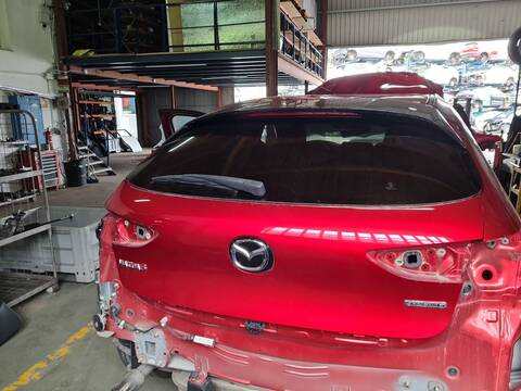 Portón Mazda 3 2.0 SKYACTIV-G M HYBRID HATCHBACK 122CV 90KW