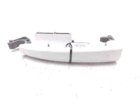 Maneta Exterior Delantera Derecha Peugeot 2008 1.6 BLUEHDI 120