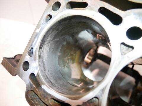 Foto 2ª: Bloque Motor Porsche Cayenne 3.0 D V6 211 - 262 CV [CVV CVVA MCV.VC] (2014)