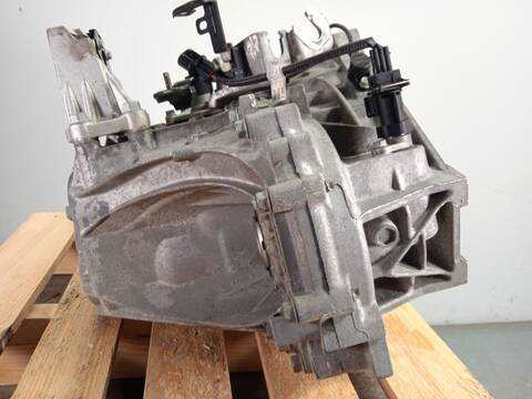 Foto 4ª: Caja Cambios Kia Carens 1.7 CRDI 116CV 85KW [D4FD] (2016)