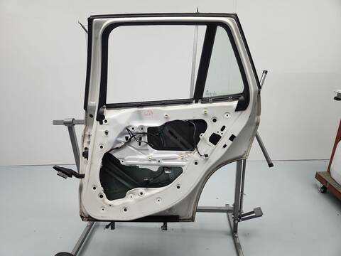 Foto 4ª: Puerta Trasera Derecha Bmw X1 SDRIVE 18D 143CV 105KW [N47D20C] (2014)