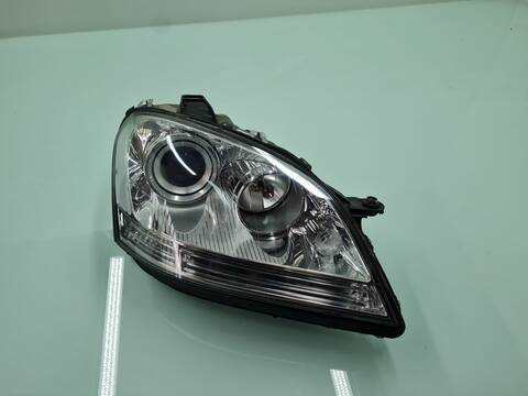 Foto 3ª: Faro Derecho Mercedes Clase ML 320 3.0 CDI W164) 224CV 165KW 164.122) [OM642940] (2006)