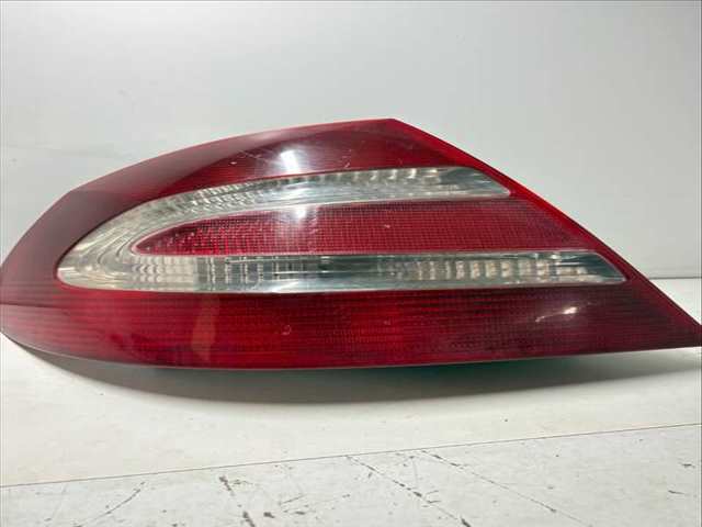 Foto 3ª: Piloto Trasero Izquierdo Mercedes Clase CLK 200 G BM 209) COUPE