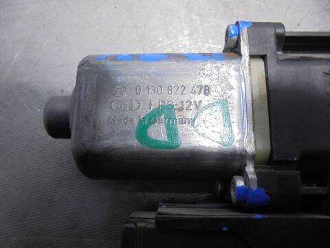 Foto 3ª: Elevalunas Eléctrico Delantero Izquierdo Renault Megane D III BERLINA 5P DYNAMIQUE [K9K G8] (2010)