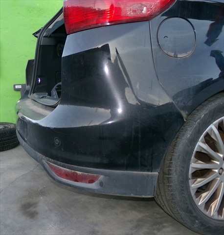 Foto 2ª: Paragolpes Trasero Ford C Max 2.0 TDCI 2010-2014 [UFDB] (2011)