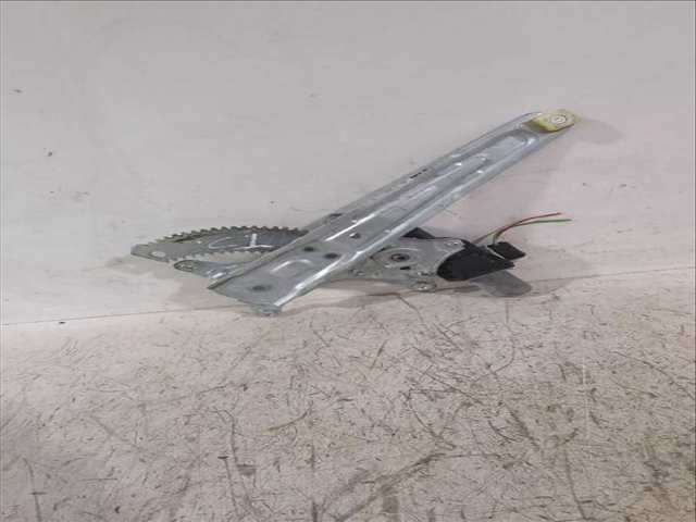 Foto 3ª: Elevalunas Manual Trasero Derecho Suzuki SX4 1.4 T ALLGRIP AKK 414) 140CV [K14C] (2013)