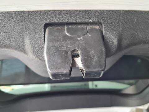 Cerradura Maletero Portón Ford Kuga TITANIUM S 4X2 140CV 103KW