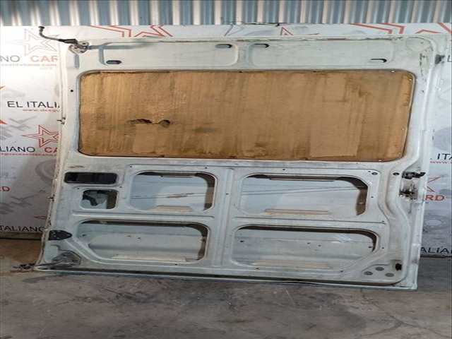 Foto 4ª: Puerta Lateral Corredera Derecha Iveco Daily 29 - L 12 CAJA CERRADA LARGO 116CV 85KW [F1AE0481] (2003)