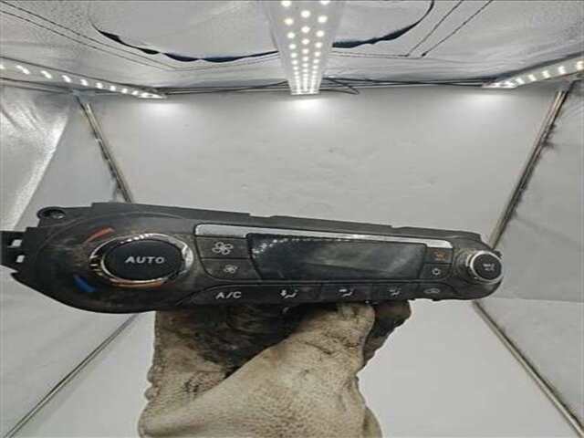 Foto 2ª: Mando Climatizador Ford C Max 1.6 TREND [1.6 LTR. - 70 KW TDCI CAT] (CB7)(2010 _)