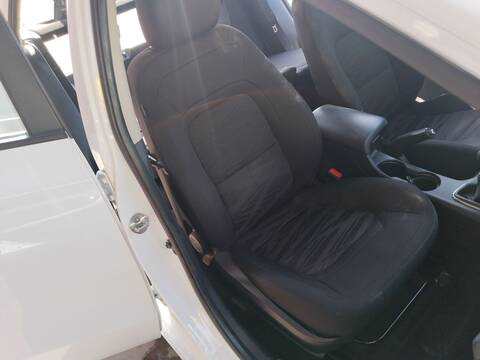 Foto 1ª: Asiento Delantero Derecho Kia Ceed D4FC CD) (2018)