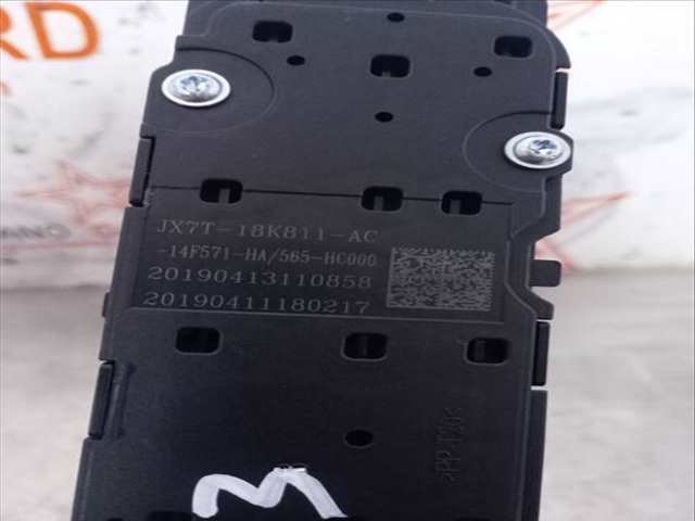 Foto 2ª: Sistema Audio Radio CD Ford Focus TITANIUM 120CV 88KW [ZTDB] (2019)