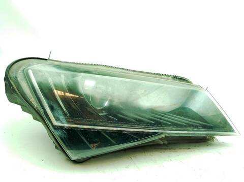 Faro Derecho Skoda Superb 2.0 TDI
