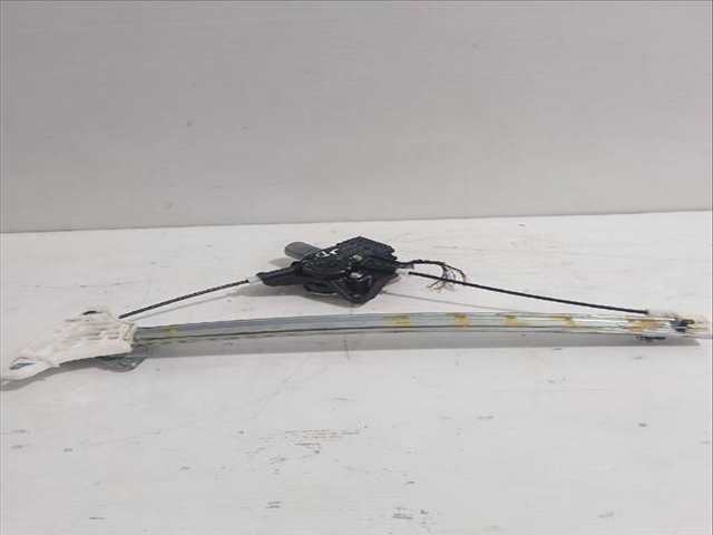 Foto 3ª: Elevalunas Eléctrico Delantero Derecho Toyota Yaris 1.5 HYBRID MXPH11) 92CV [M15A-FXE] (2020)