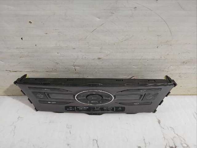 Foto 2ª: Mando Calefacción A. A. Toyota Auris 1.33 DUAL-VVTI NRE150_) 101CV [1NR-FE] (2006)