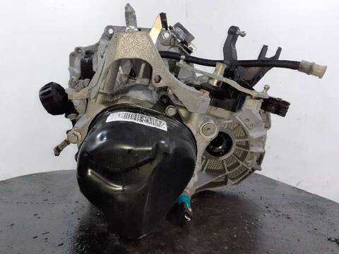 Foto 3ª: Caja Cambios Dacia Sandero AMBIANCE 73CV 54KW [D4FF7] (2017)