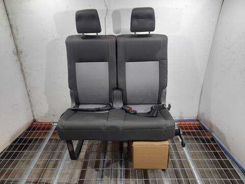 Asientos Traseros Toyota Hiace VERSION INDEFINIDA