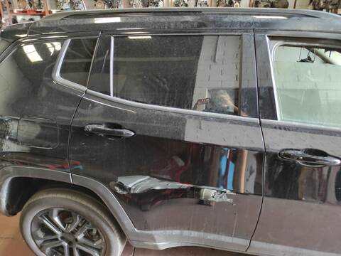 Puerta Trasera Derecha Jeep Compass 46347813