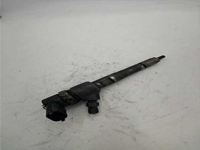 Foto 3ª: Inyectores Opel Corsa 1.3 111 YEARS [1.3 LTR. - 70 KW 16V CDTI]