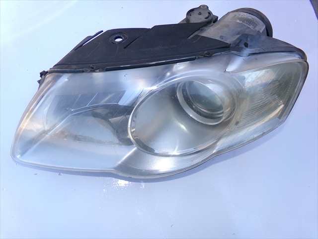 Faro Izquierdo Volkswagen Passat 2.0 TDI 2005-2011