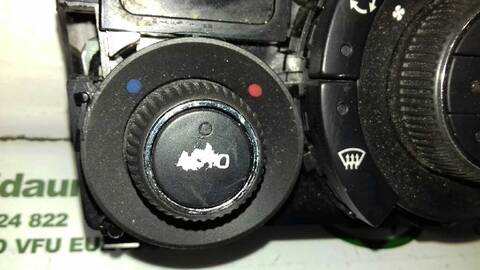 Foto 2ª: Mando Climatizador Peugeot 308 PREMIUM 120CV 88KW [5FW] (2007)