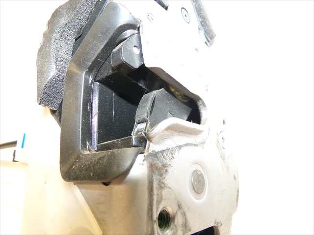 Foto 2ª: Cerradura Puerta Delantera Derecha Opel Astra 1.4 G MODELO J,2013-2016 [A14NET] (2014)