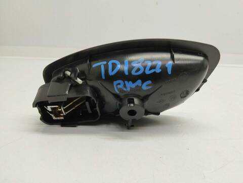 Foto 3ª: Maneta Interior Trasera Derecha Renault Clio 90CV 66KW [K9K C612] (2014)