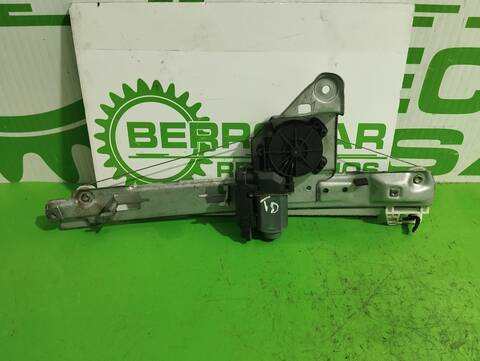 Elevalunas Manual Trasero Derecho Renault Megane 1.5 DCI DIESEL BERLINA 106CV 78KW II CLASSIC BERLINA