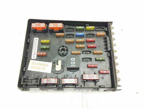 Caja Reles Fusibles Volkswagen Passat ADVANCE BERLINA 140CV 103KW