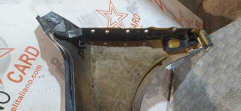 Foto 2ª: Aleta Delantera Derecha Volkswagen Touareg TDI V10 313CV 230KW [BLE] (2008)