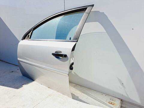 Foto 4ª: Puerta Delantera Izquierda Opel Vectra CLUB BERLINA 122CV 90KW [Z18XE] (2004)