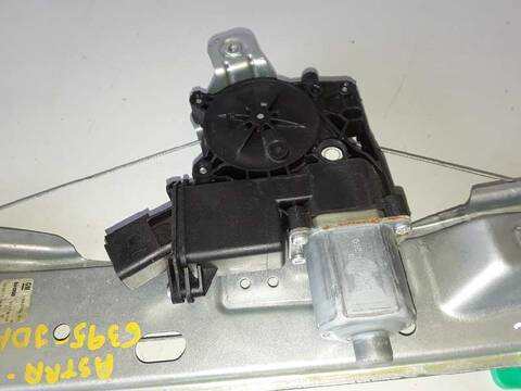 Foto 2ª: Elevalunas Manual Trasero Derecho Opel Astra EXCELLENCE 1.6 CDTI DPF 110CV (2009)