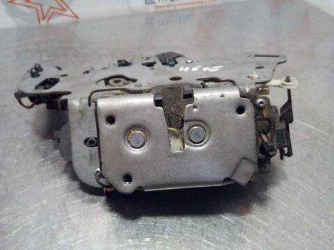 Foto 2ª: Cerradura Puerta Trasera Izquierda Chrysler Voyager 2.8 CRD GRAND VOYAGER LIMITED 150CV 110KW [D VM47C] (2007)